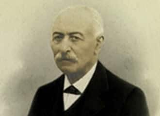 Jules Bel headshot